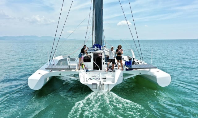 Rapido 40 trimaran