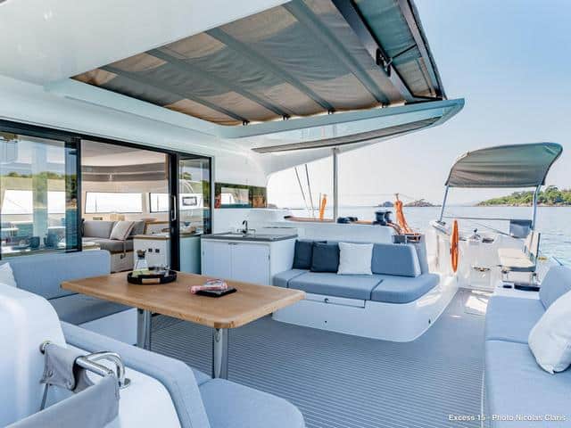 005 Excess 15 Catamaran – Gallery-red