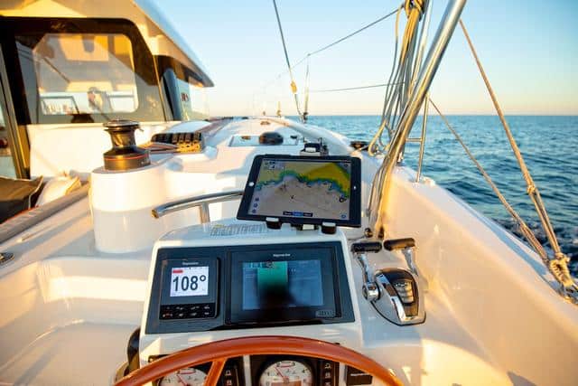 060 Excess 11 Catamaran – Copy