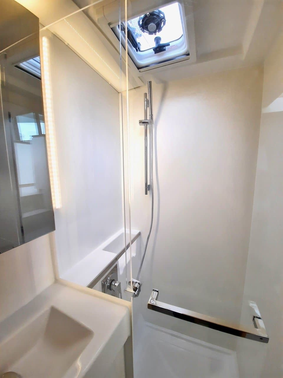 Best te Ava – 10 of 21 Excess 11 in Tahiti