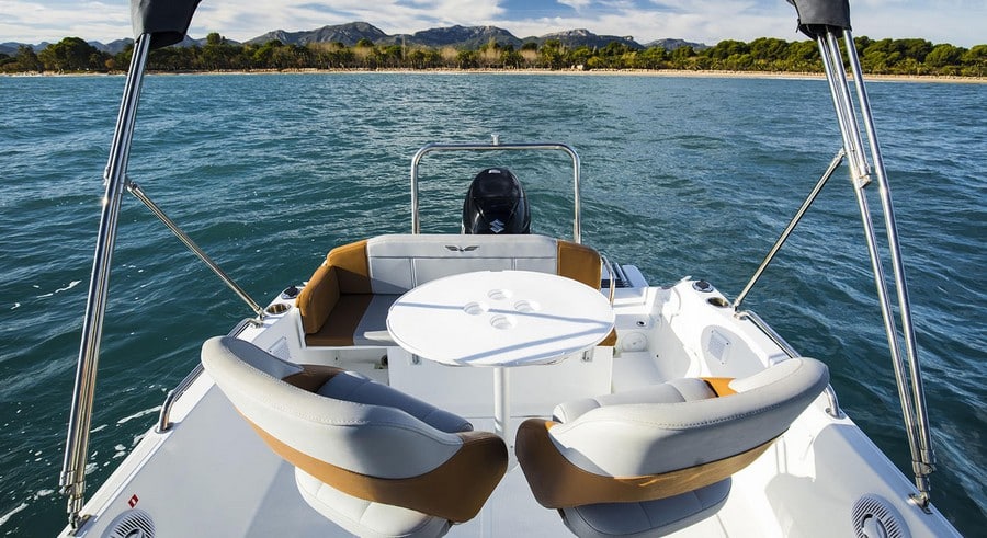 JEAN-BAPTISTE D’ENQUIN / BENETEAU FLYER 6