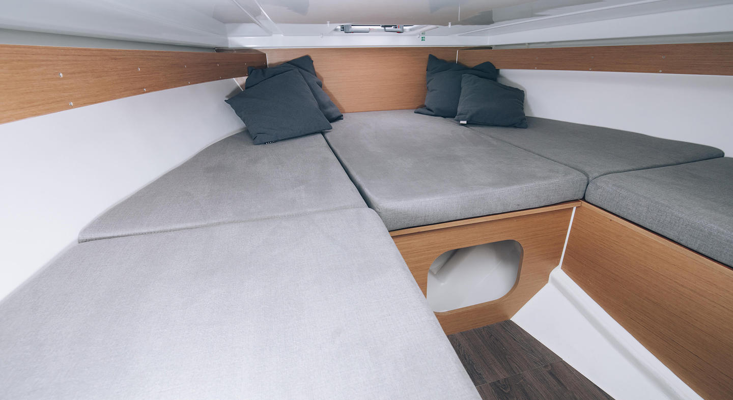 flyer7sundeck_int1