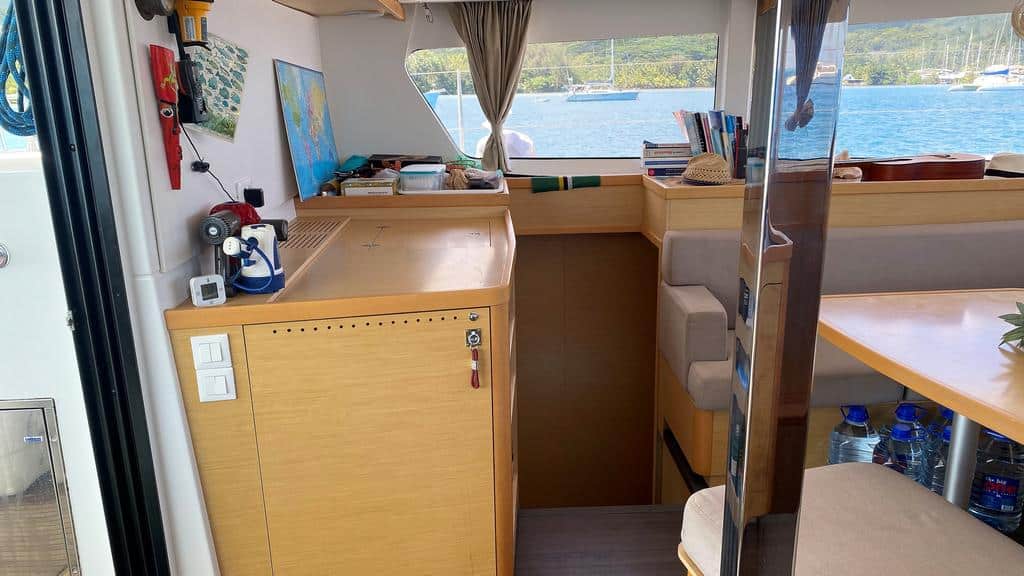 016 Lagoon 42 owners version – 2016 – Liberty’s