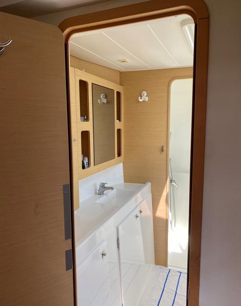020 Lagoon 42 owners version – 2016 – Liberty’s