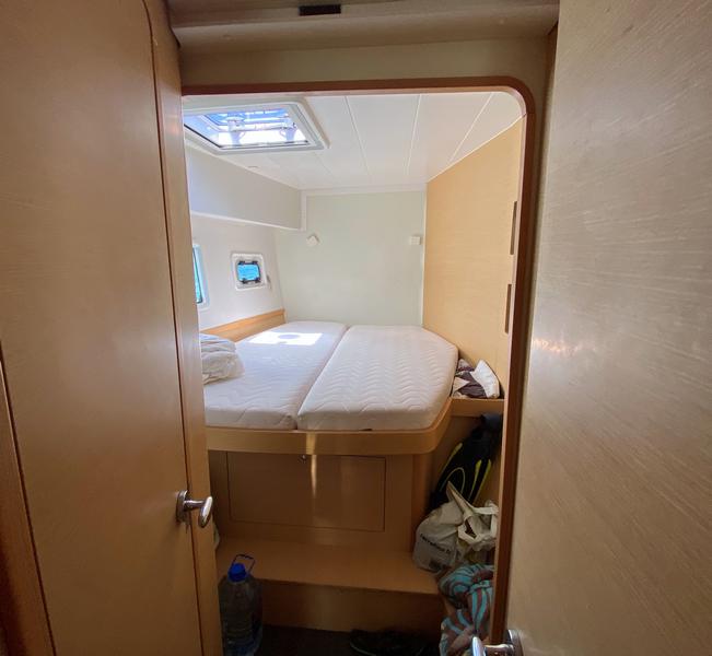 026 Lagoon 42 owners version – 2016 – Liberty’s