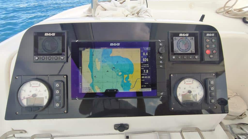 028 Lagoon 42 owners version – 2016 – Liberty’s