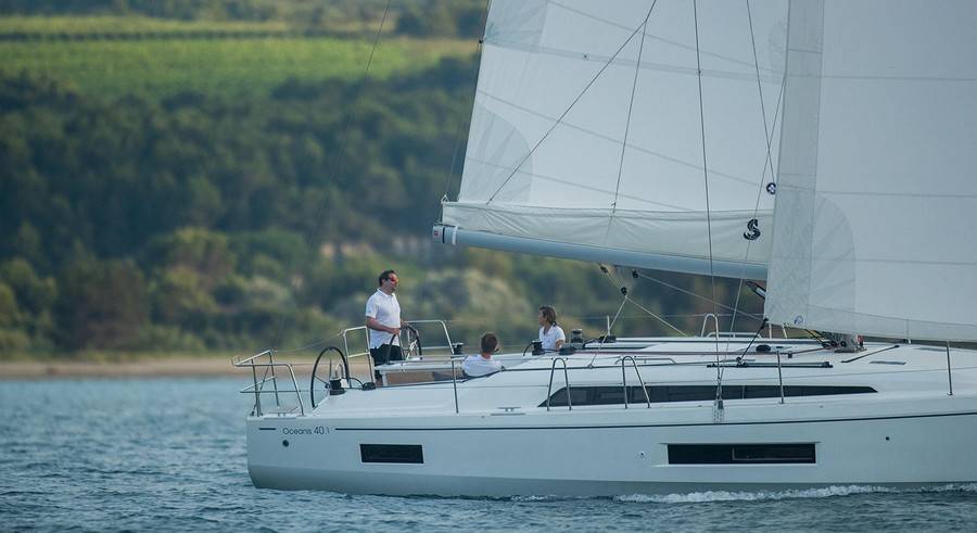 Oceanis40.1_03