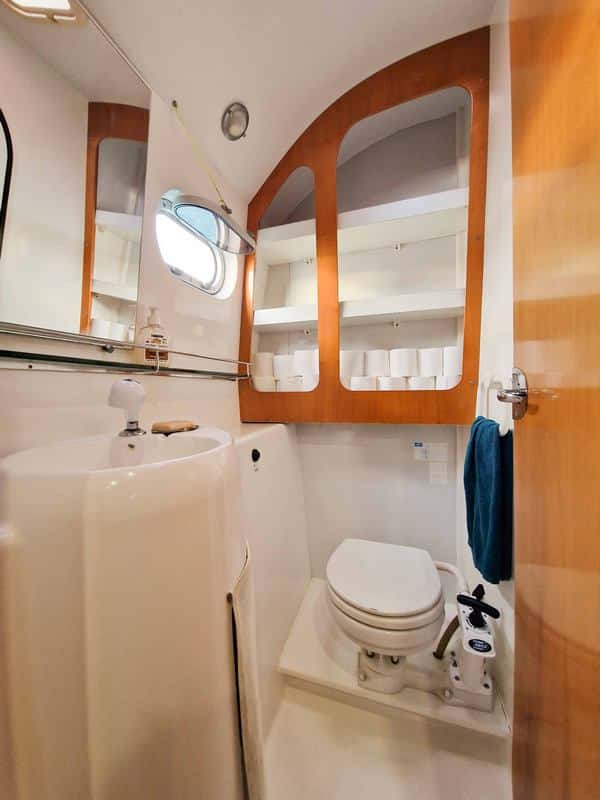 Inn_Port Stern Bath 4