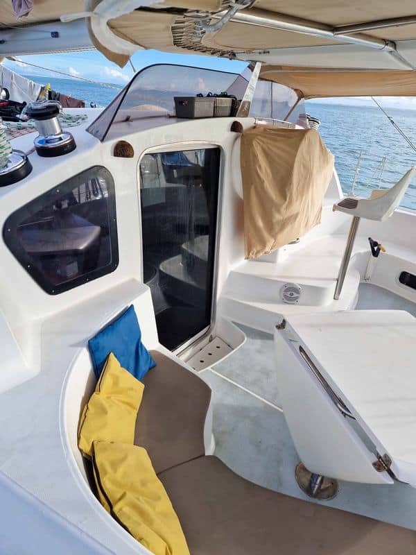 Out_Cockpit and helm 1