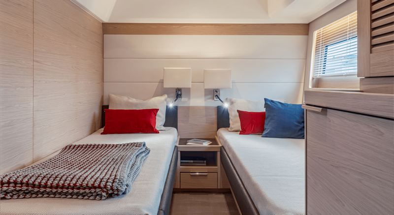 GrandTrawler62_12