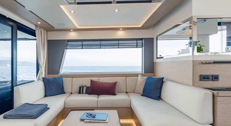 GrandTrawler62_16