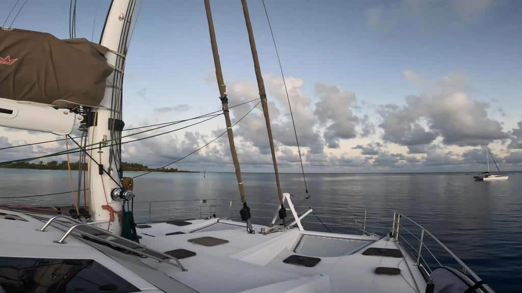 014 Privilege 5 Series 2019 – foredeck 2