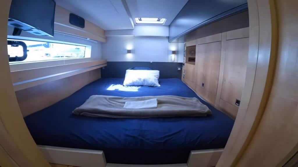 060 Privilege 5 Series 2019 – starboard aft cabin