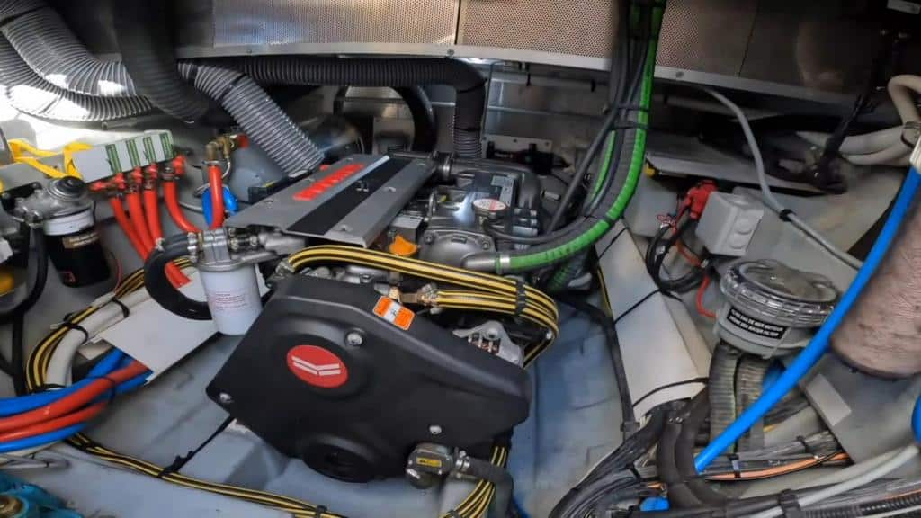 066 Privilege 5 Series 2019 – port engine 2
