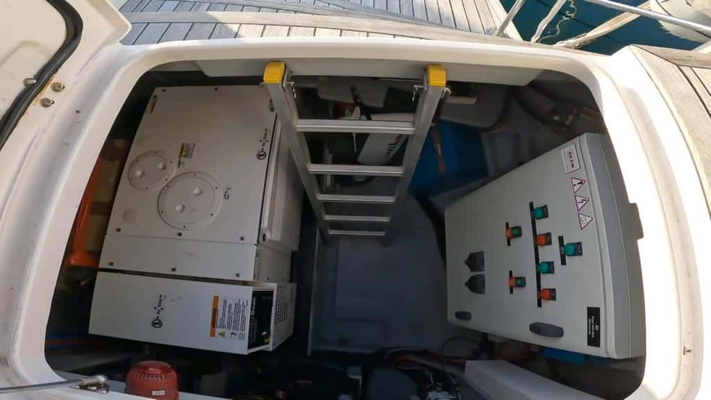 076 Privilege 5 Series 2019 – starboard engine room