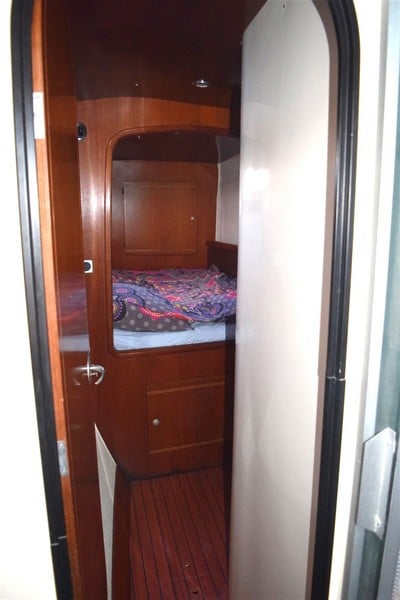 024 Fountaine Pajot Belize 43 – Coursive vers cabine AV