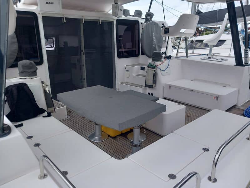 Outremer5X_39