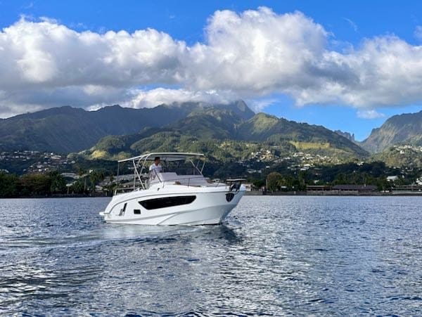 Flyer 9 bes – 11 sur 17 Beneteau Flyer 9 Tahiti