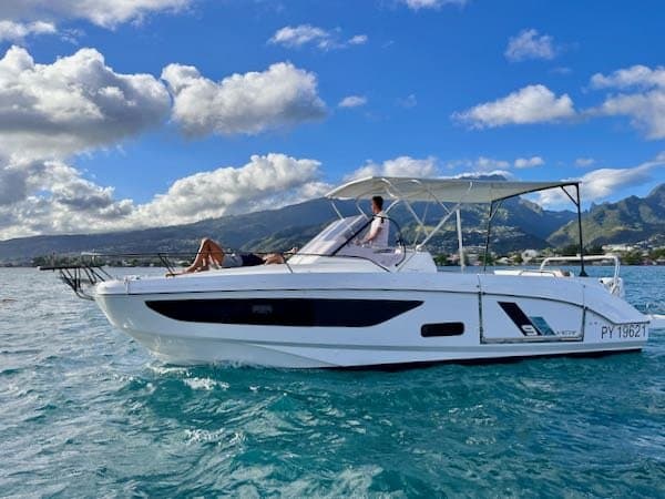 Flyer 9 bes – 2 sur 17 Beneteau Flyer 9 Tahiti
