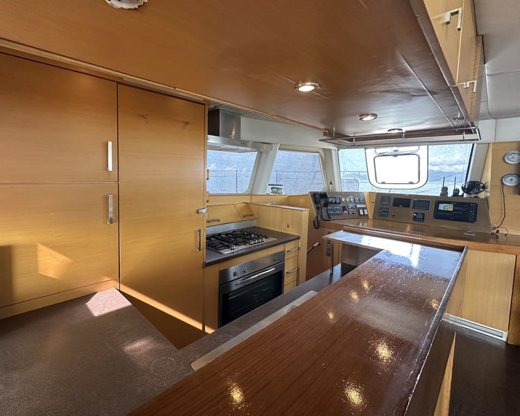 017 Sunreef 60 – 2008 – Zahora – feature