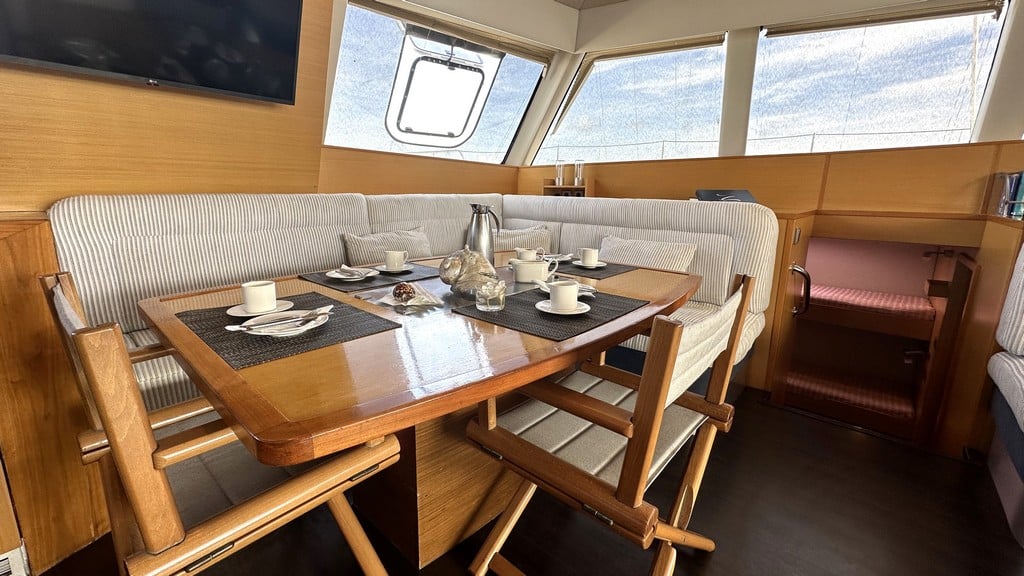 020 Sunreef 60 – 2008 – Zahora – feature
