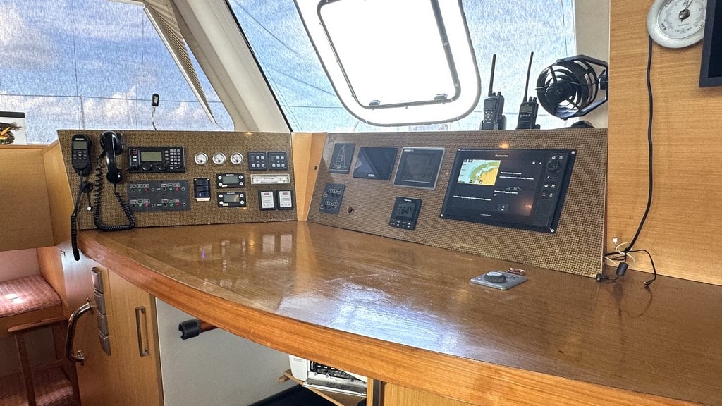 022 Sunreef 60 – 2008 – Zahora – feature