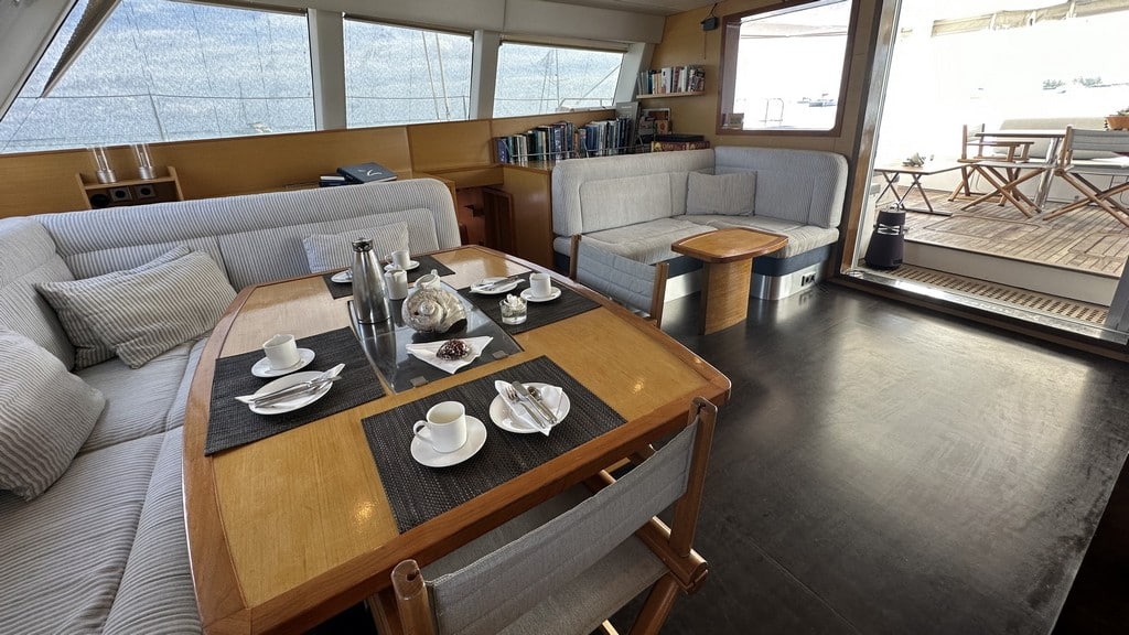 027 Sunreef 60 – 2008 – Zahora – feature