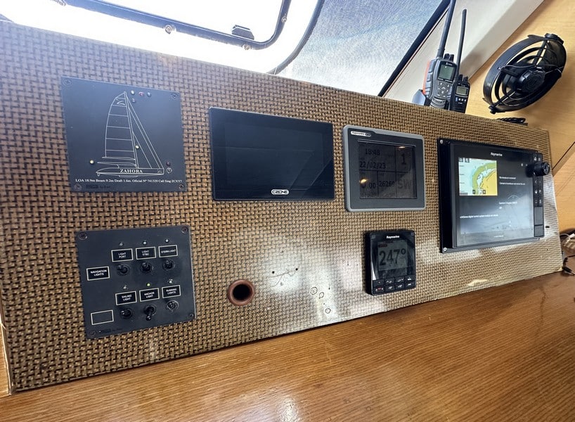 038 Sunreef 60 – 2008 – Zahora – feature