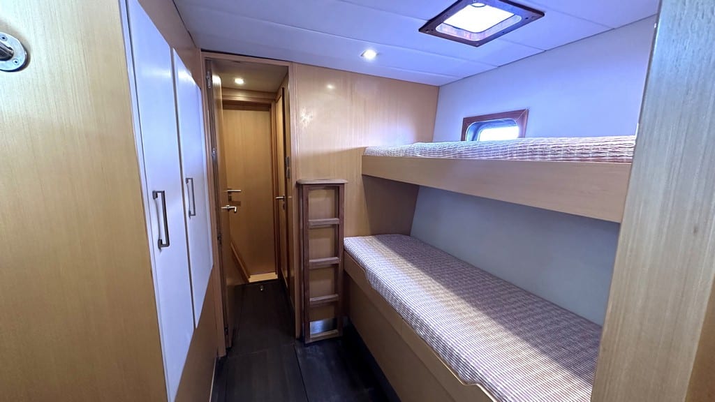 046 Sunreef 60 – 2008 – Zahora – feature