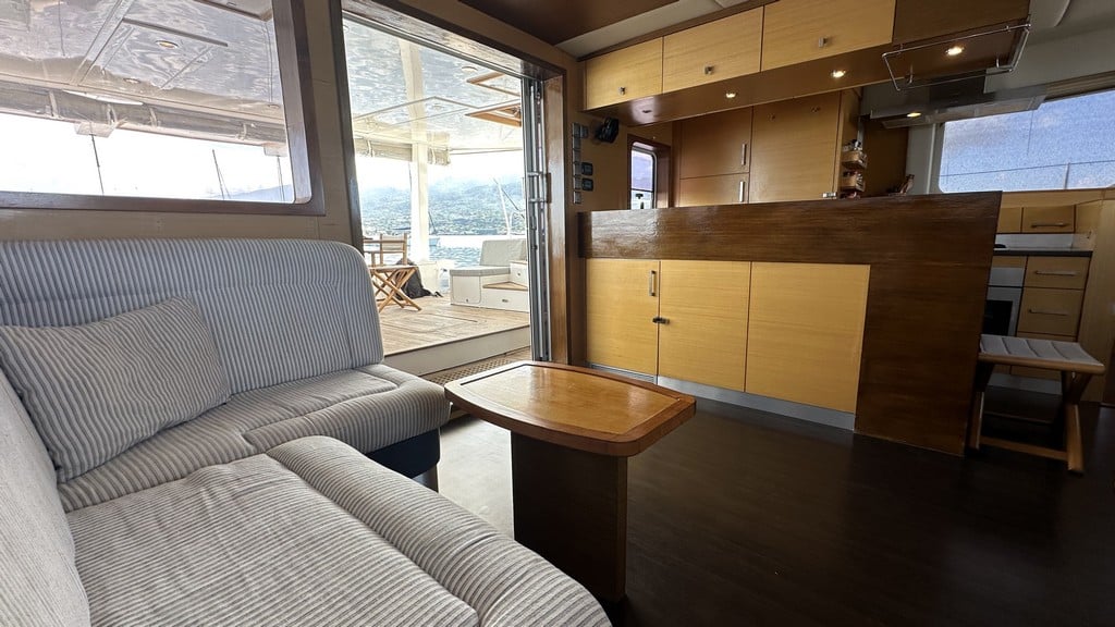 050 Sunreef 60 – 2008 – Zahora – feature