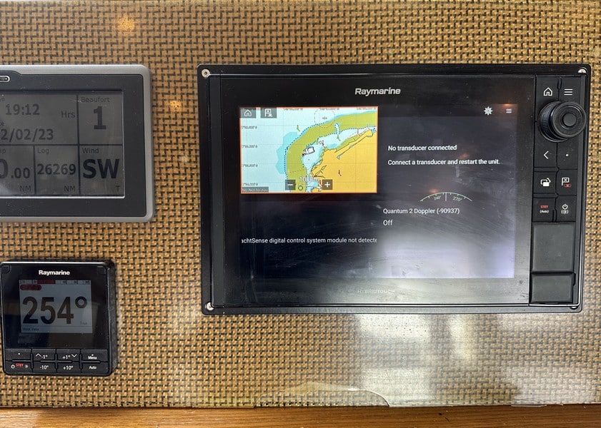 066 Sunreef 60 – 2008 – Zahora – feature