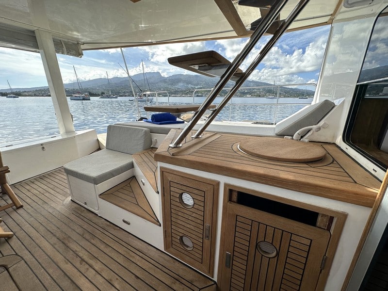 072 Sunreef 60 – 2008 – Zahora – feature