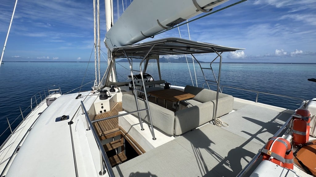 082 Sunreef 60 – 2008 – Zahora – feature