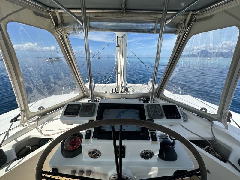 085 Sunreef 60 – 2008 – Zahora – feature