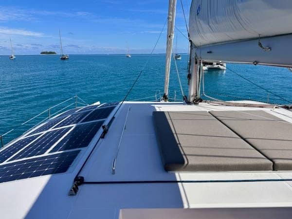 Neel 51 lounge on roof and solar Neel 51 in Tahiti