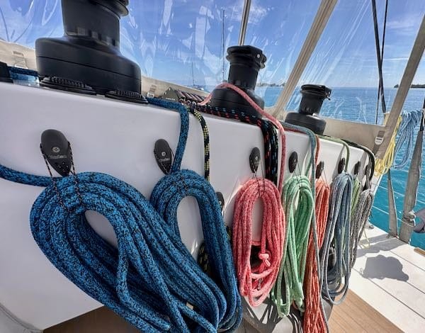 Neel 51 running rigging dyneema Neel 51 in Tahiti