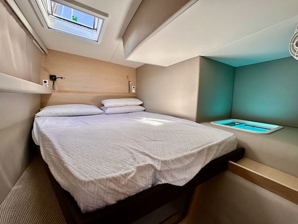 Neel 51 starboard guest cabin 1 Neel 51 in Tahiti