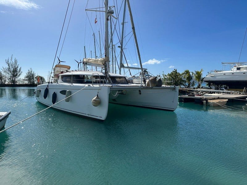 001a Fountaine Pajot Orana 44 – Le Reve Fountaine Pajot Orana 44 for sale in Tahiti