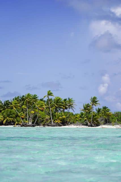 DSC08912 Turquoise waters in Tetiaroa Atoll