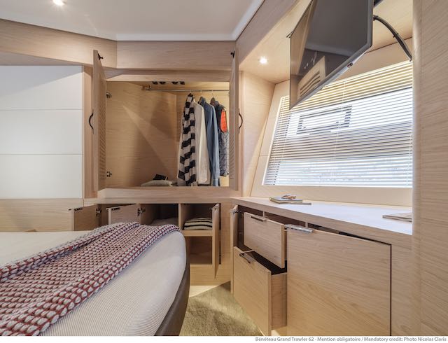 Beneteau Swift Trawler lifestyle – 7 sur 18 Beneteau Swift Trawler lifestyle