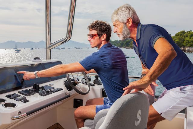 Beneteau Swift Trawler lifestyle – 9 sur 18 Beneteau Swift Trawler lifestyle