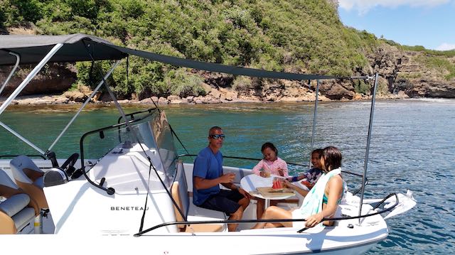 Flyer 7 shooting – 10 sur 14 Beneteau Flyer 7 Spacedeck in Tahiti