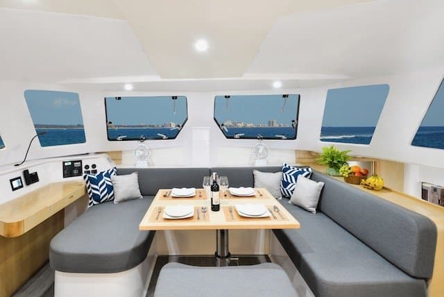 Seawind 1170 interior – 14 sur 16