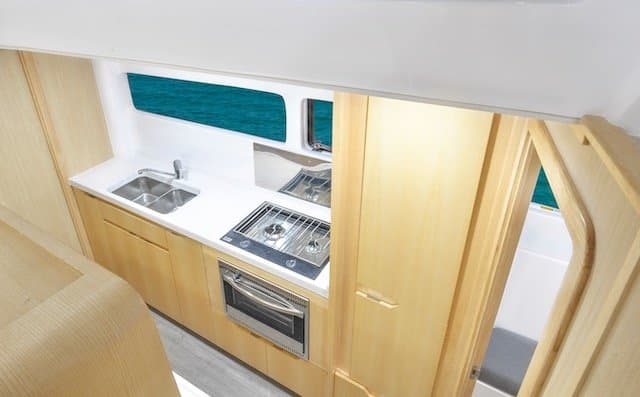 Seawind 1170 interior – 4 sur 16