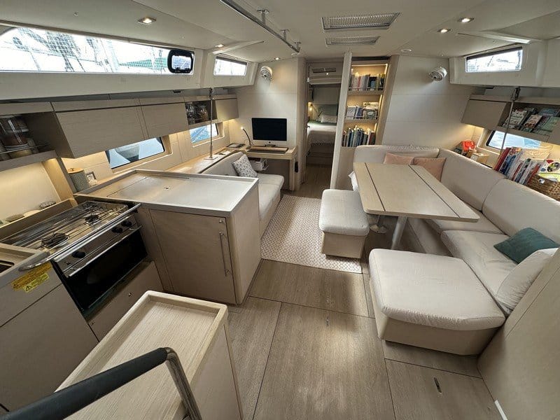 048 Beneteau Oceanis 46.1 2020 Owners Version