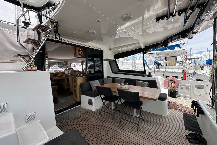 008 Lagoon 42 Owner’s Version from 2022