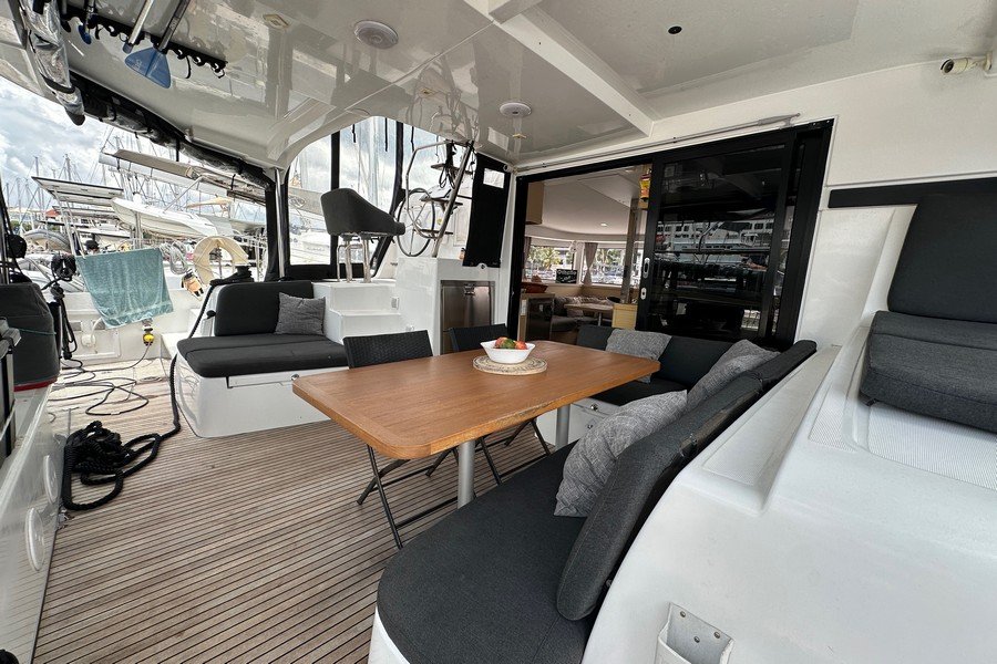 009 Lagoon 42 Owner’s Version from 2022