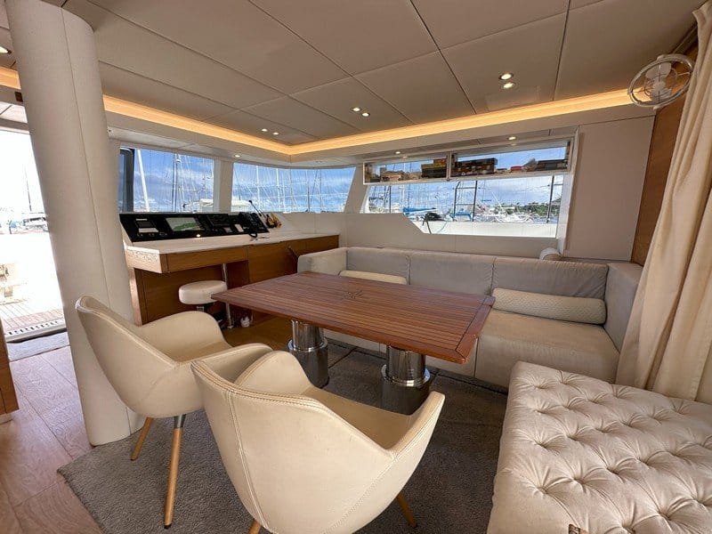 009 Saloon 005 – Sunreef 50 ECO – Tiril