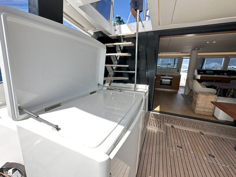 030 Cockpit & Aft deck 003 – Sunreef 50 ECO – Tiril