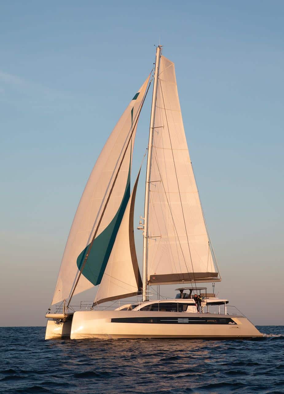 Privilège 580 sailing Privilège 580 catamaran with code zero